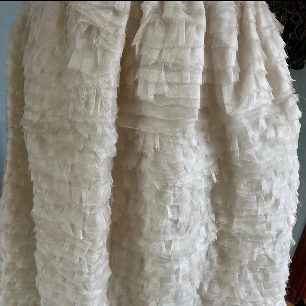 NWT Wedding gown Size 4, unaltered - Picture 3 of 7